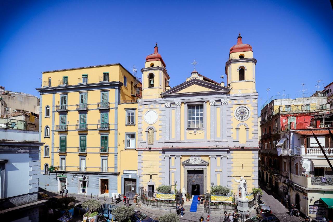 Napoli Centro Casa Annina Close To Toledo St Bagian luar foto